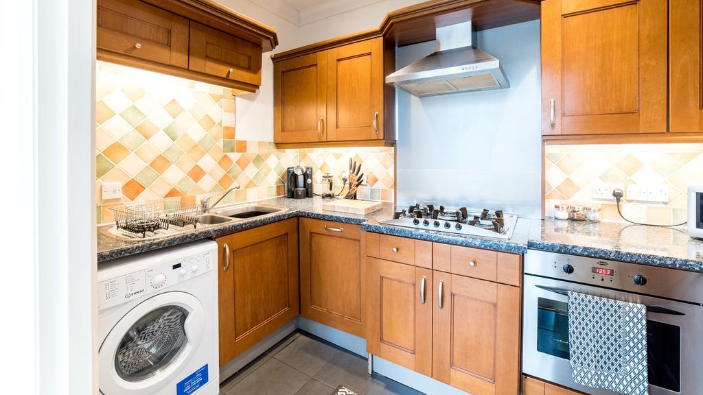 Victorian Apartment Борнмут Экстерьер фото